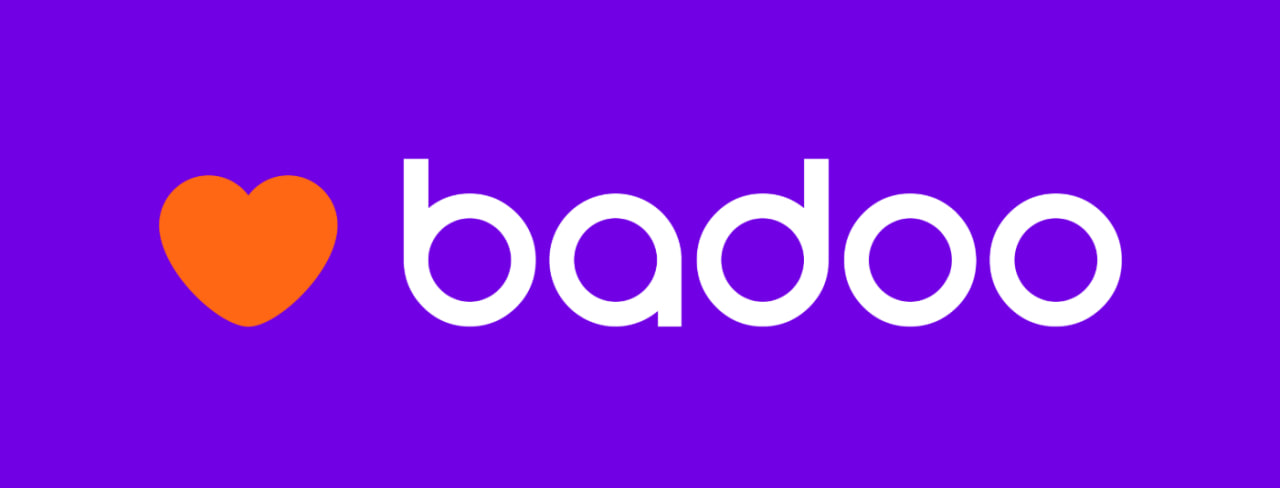 如何使用 Facebook 账号登录 Badoo 账号